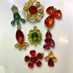Glass pendant lot